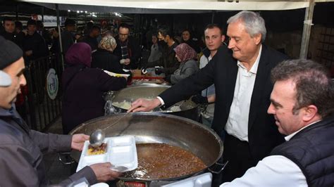 B­o­z­ü­y­ü­k­ ­B­e­l­e­d­i­y­e­s­i­ ­i­f­t­a­r­ ­ç­a­d­ı­r­ı­ ­i­f­t­a­r­l­a­r­ ­i­ç­i­n­ ­h­a­z­ı­r­